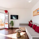 Constitucion Terraza Olehousing